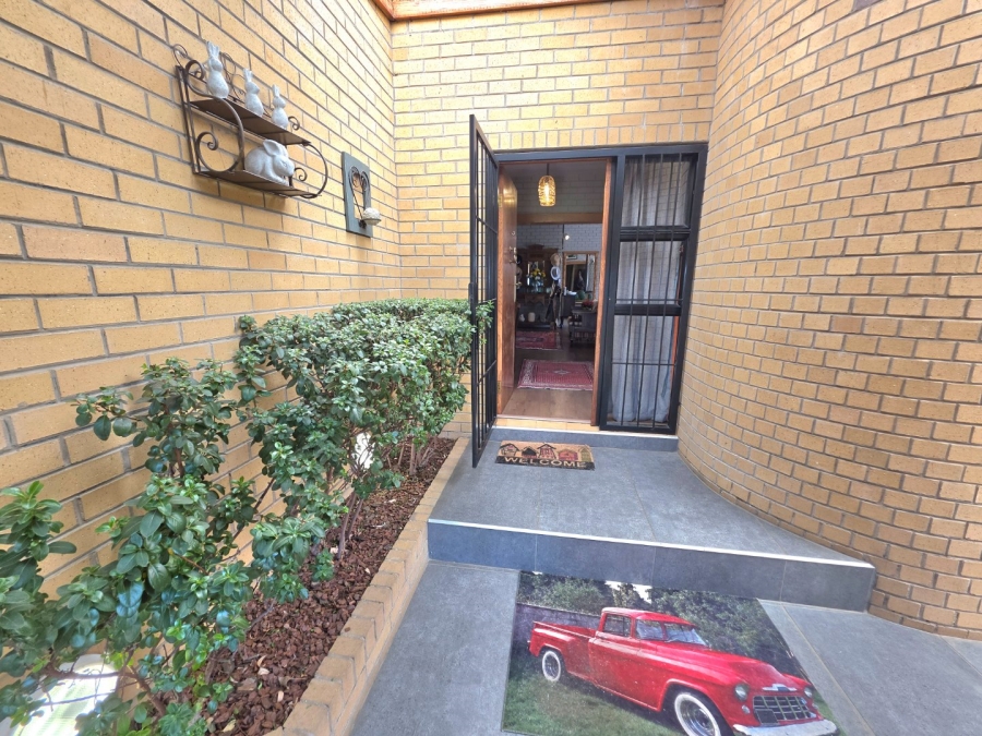 4 Bedroom Property for Sale in Panorama Free State